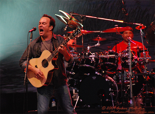 Dave Matthews Band, Live at 10,000 Lakes Festival 2009 - photo by Ankur Malhotra