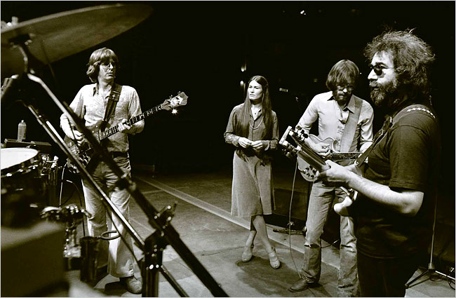 Grateful Dead at Hartford 1977 by Peter Simon