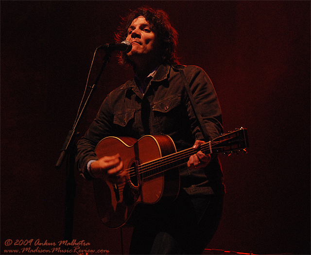 Jeff Tweedy with Wilco at 10,000 Lakes Festival July 23, 2009 - photo by Ankur Malhotra