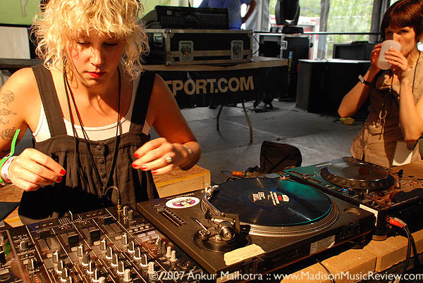DJ Heidi gets set to spin as Kate Simko looks on, Beatport tent, Movement 2007