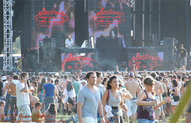 Electric Zoo Festival, Randall's Island, New York, September 5-6, 2009 - photo by Ankur Malhotra